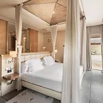 酒店 The At Bahia Del Duque 5*